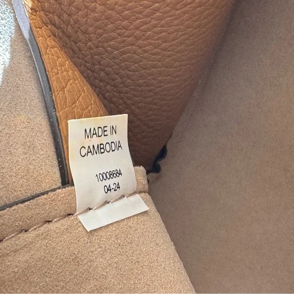 Tory Burch Thea Convertible crossbody bag like new - Picture 13 of 17